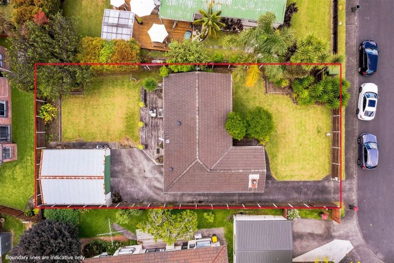 Photo of property in 13 Oakmont Place, Wattle Downs, Auckland, 2103