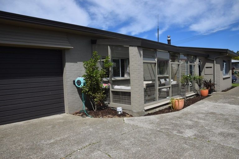 Photo of property in 49 Edinburgh Crescent, Waikiwi, Invercargill, 9810