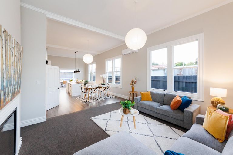 Photo of property in 10 Stewart Street, Marton, 4710