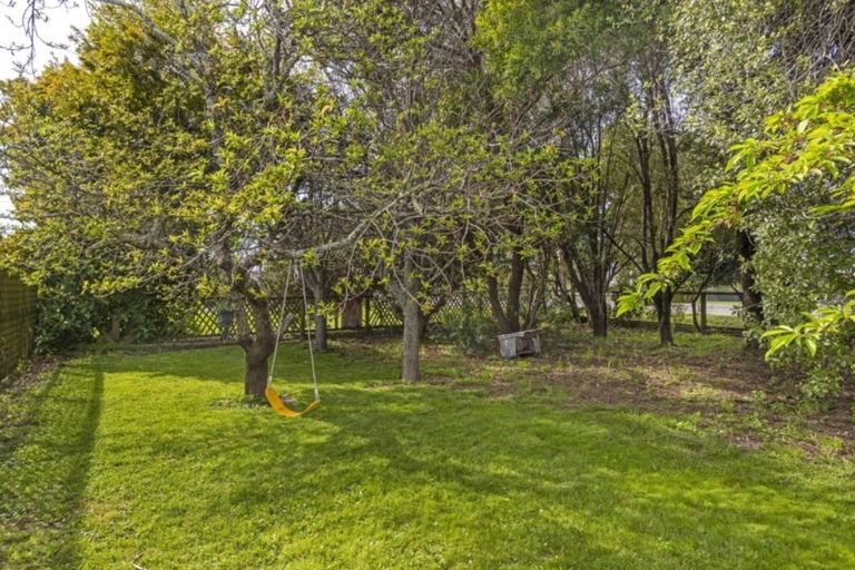 Photo of property in 2 Ora Street, Makaraka, Gisborne, 4010