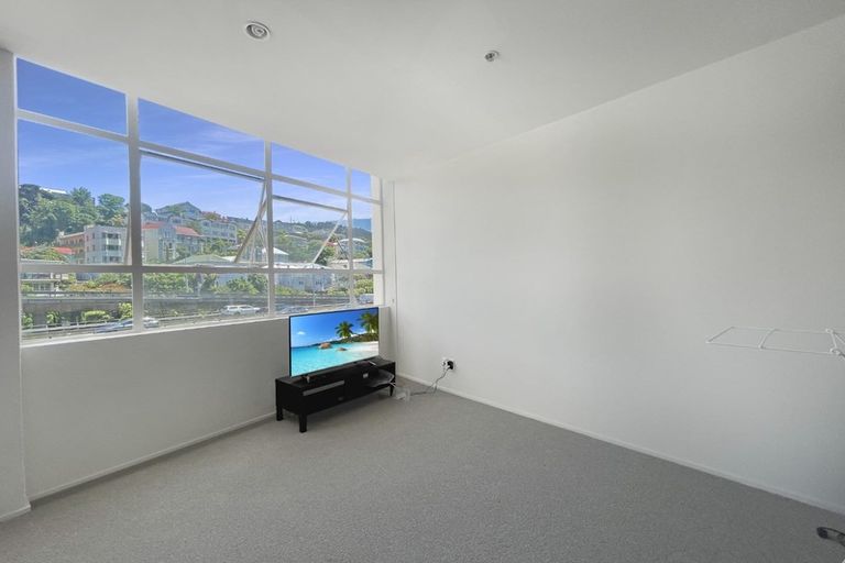 Photo of property in Hume House, 12/152 The Terrace, Wellington Central, Wellington, 6011