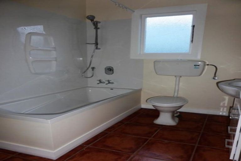 Photo of property in 9 Medway Street, Island Bay, Wellington, 6023