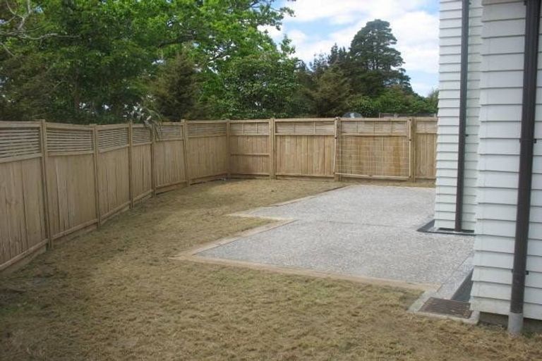 Photo of property in 7/11 The Avenue, Albany, Auckland, 0632