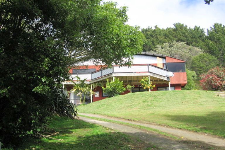 Photo of property in 328 Onemana Drive, Onemana, Whangamata, 3691
