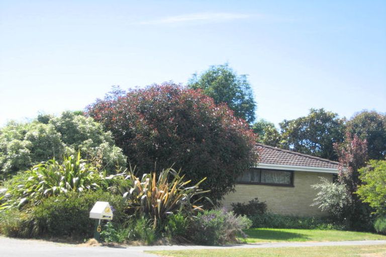 Photo of property in 6 Seneca Place, Burwood, Christchurch, 8083