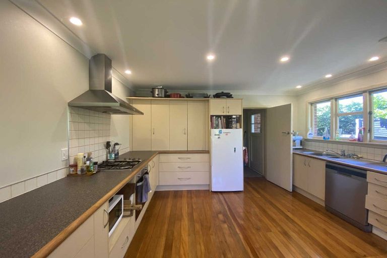 Photo of property in 120 Watford Street, Strowan, Christchurch, 8052