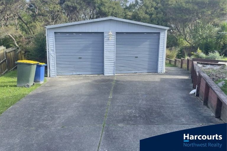 Photo of property in 89 West Harbour Drive, West Harbour, Auckland, 0618