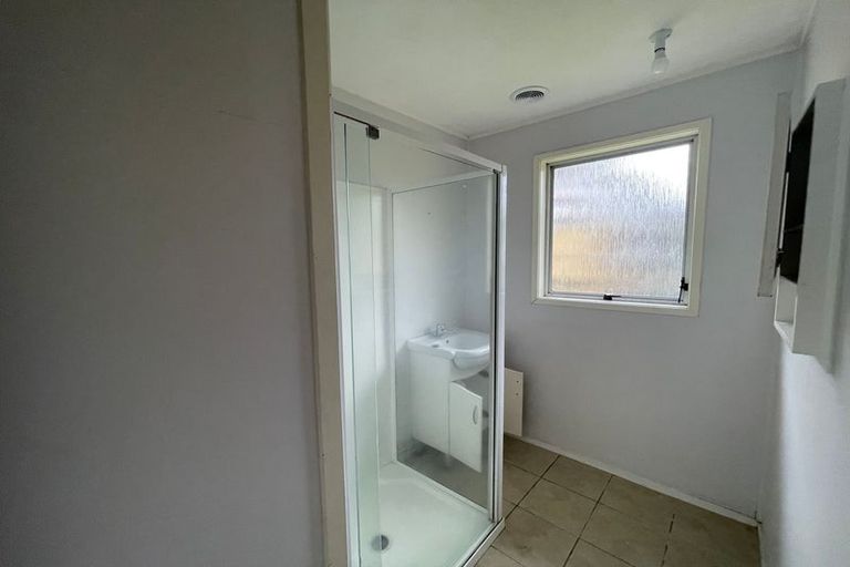 Photo of property in 1/48 Rowandale Avenue, Manurewa, Auckland, 2102