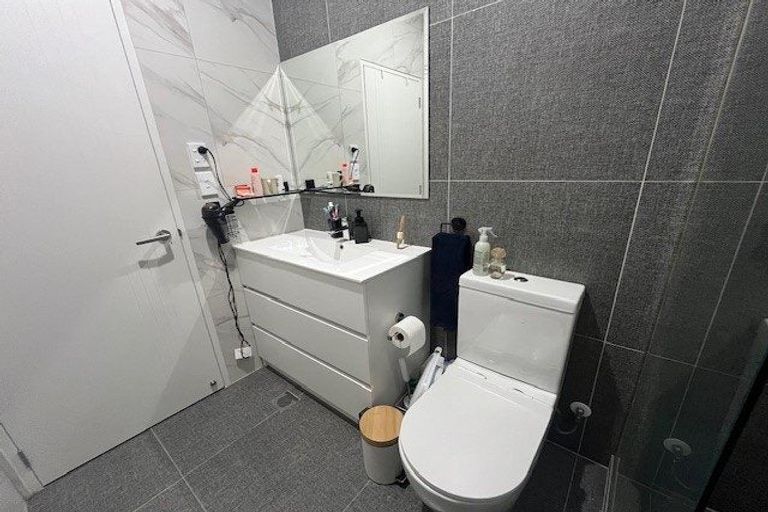 Photo of property in 10 Routhmore Street, Flat Bush, Auckland, 2019