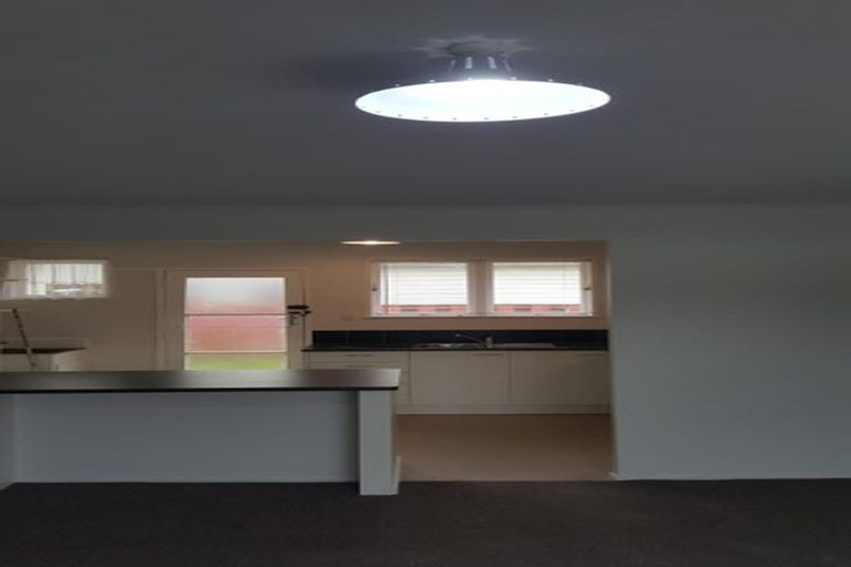 Photo of property in 2/113 Wallace Road, Papatoetoe, Auckland, 2025