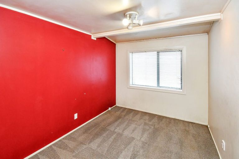 Photo of property in 1/28 Ross Martin Court, Conifer Grove, Takanini, 2112