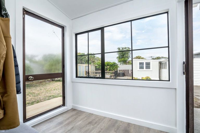 Photo of property in 12 William Benton Street, Featherston, 5710