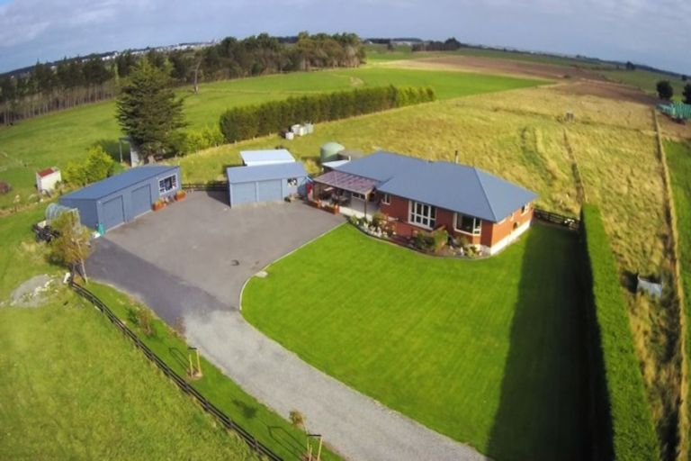 Photo of property in 381 Bay Road, West Plains, Invercargill, 9879
