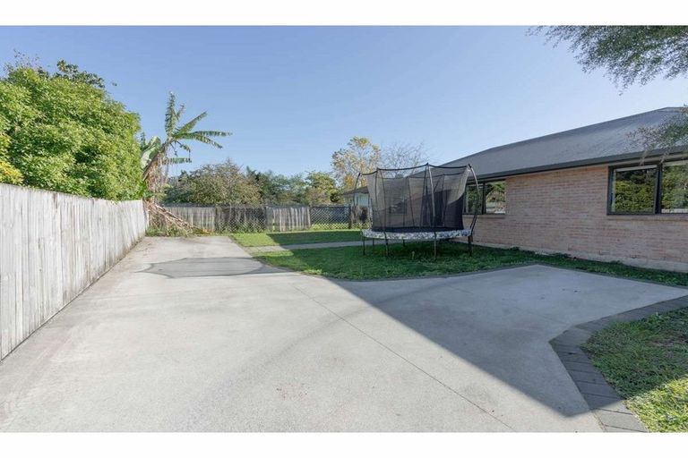 Photo of property in 12b Jacaranda Place, Parklands, Christchurch, 8083