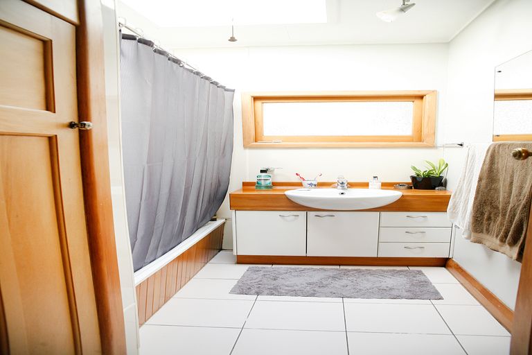 Photo of property in 20 Racecourse Road, Waiuku, 2123