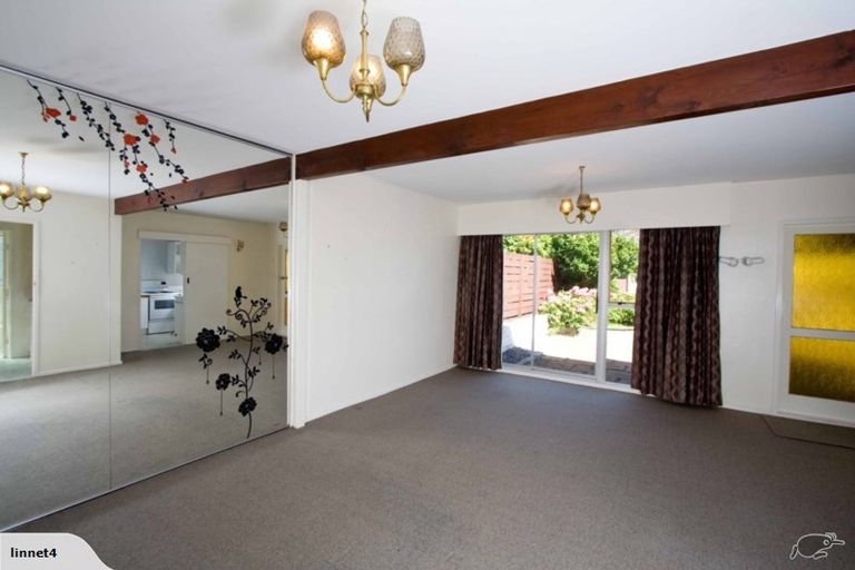 Photo of property in 19a Caesars Place, Churton Park, Wellington, 6037