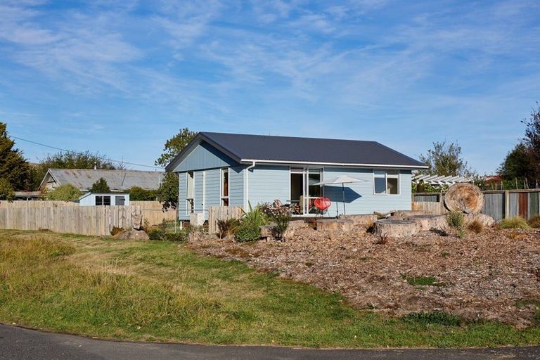 Photo of property in 27 Parnassus Street, Waiau, 7332