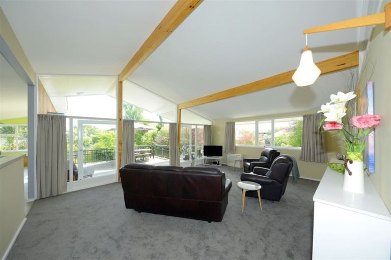 Photo of property in 16 Vernon Terrace, Hillsborough, Christchurch, 8022
