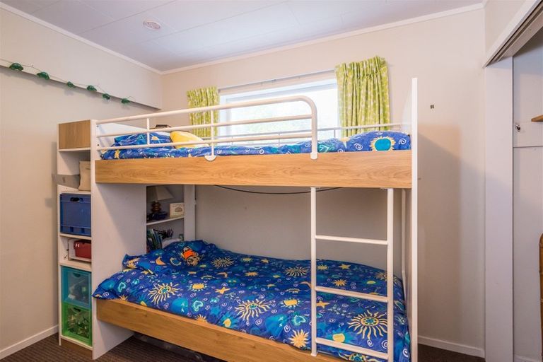 Photo of property in 14 Leinster Avenue, Raumati South, Paraparaumu, 5032