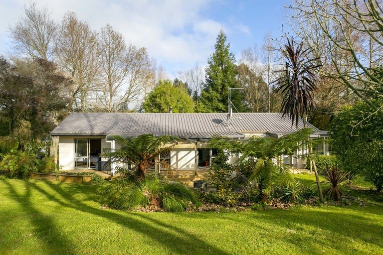 Photo of property in 1082 Mapara Road, Kinloch, Taupo, 3385