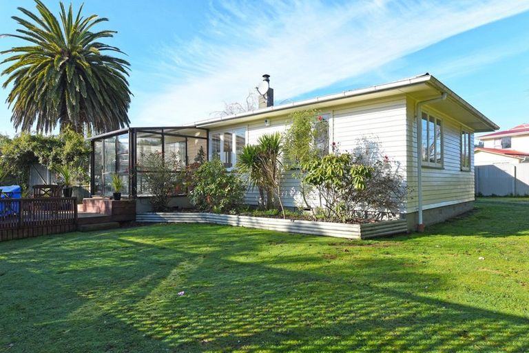 Photo of property in 27 Clouston Park Road, Clouston Park, Upper Hutt, 5018