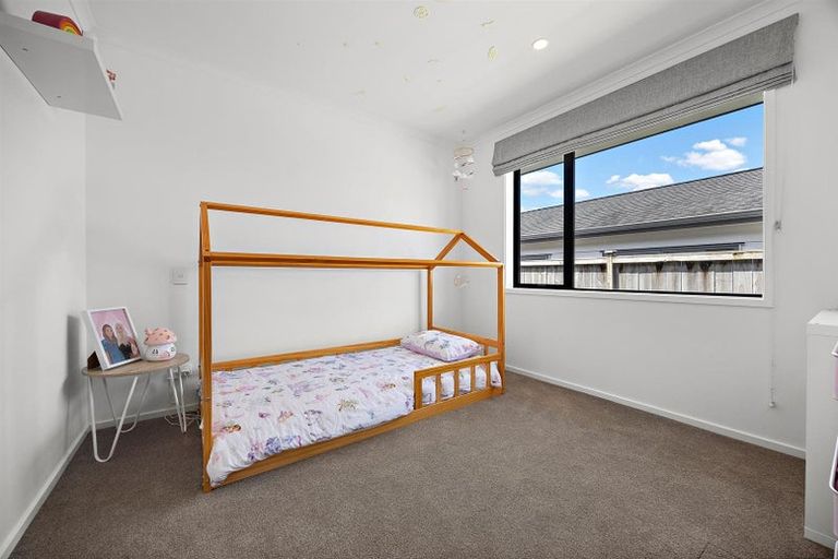Photo of property in 25 Nobilo Road, Kumeu, 0810
