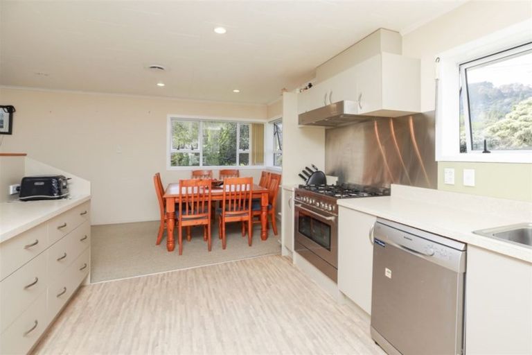 Photo of property in 39 West Crescent, Te Puru, Thames, 3575