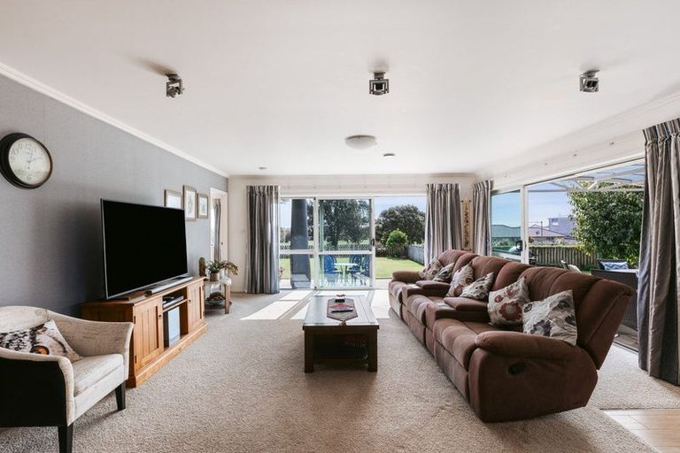 Photo of property in 9 Parkland Rise, Omokoroa, 3114