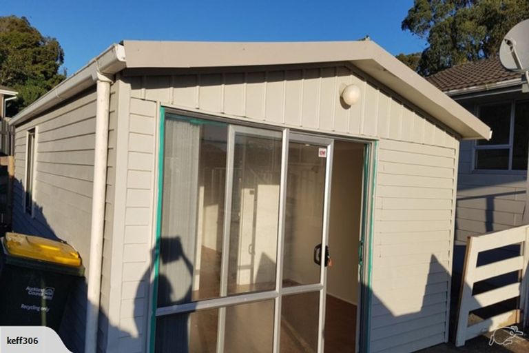 Photo of property in 14 Frobisher Way, Clendon Park, Auckland, 2103