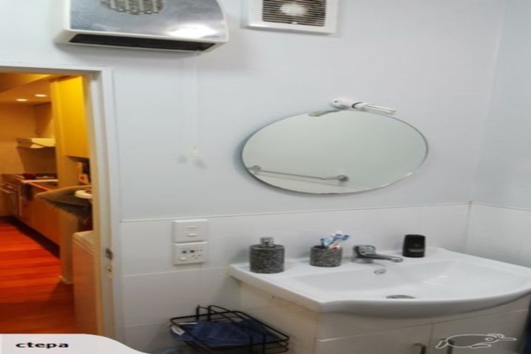 Photo of property in Hopper Street Apartments, 4/20 Hopper Street, Mount Cook, Wellington, 6011