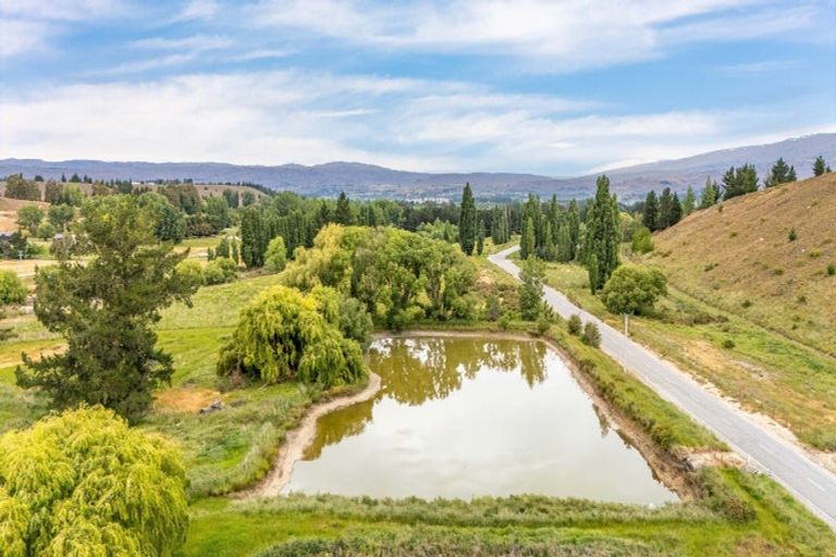 Photo of property in 72 Waikerikeri Valley Road, Springvale, Alexandra, 9391