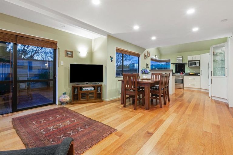 Photo of property in 44 Discovery Drive, Whitby, Porirua, 5024