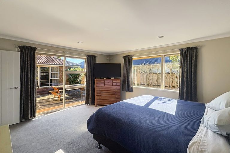 Photo of property in 2 Somerton Drive, Huntington, Hamilton, 3210