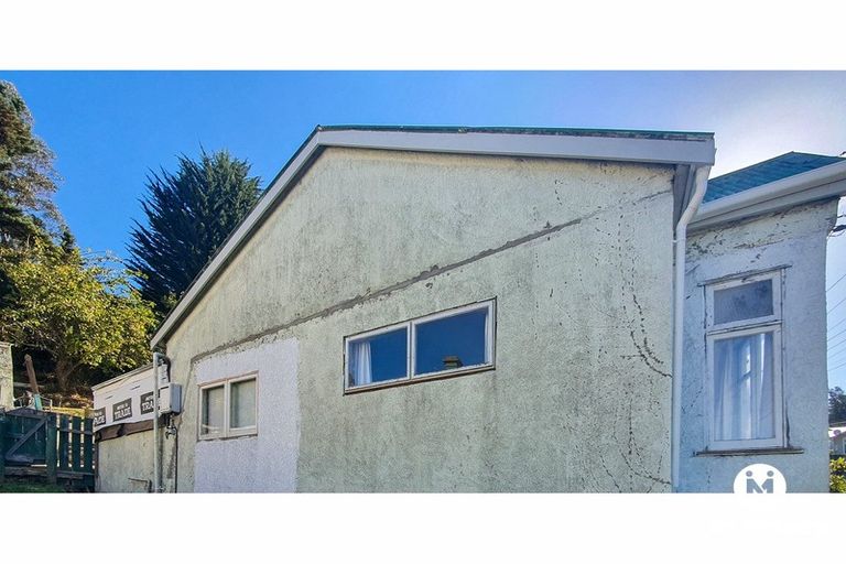 Photo of property in 102 Glen Road, The Glen, Dunedin, 9011