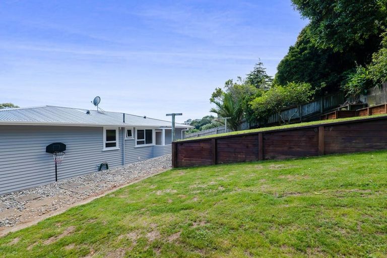 Photo of property in 9 Kenmore Street, Westown, New Plymouth, 4310