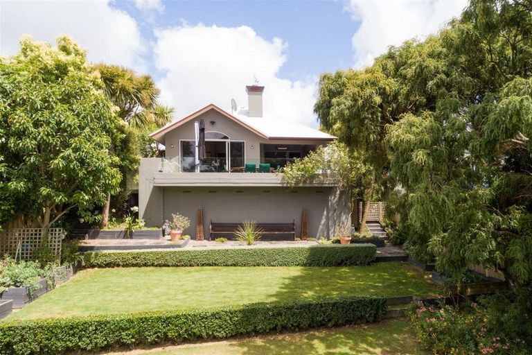 Photo of property in 3a Windsor Street, Terrace End, Palmerston North, 4410