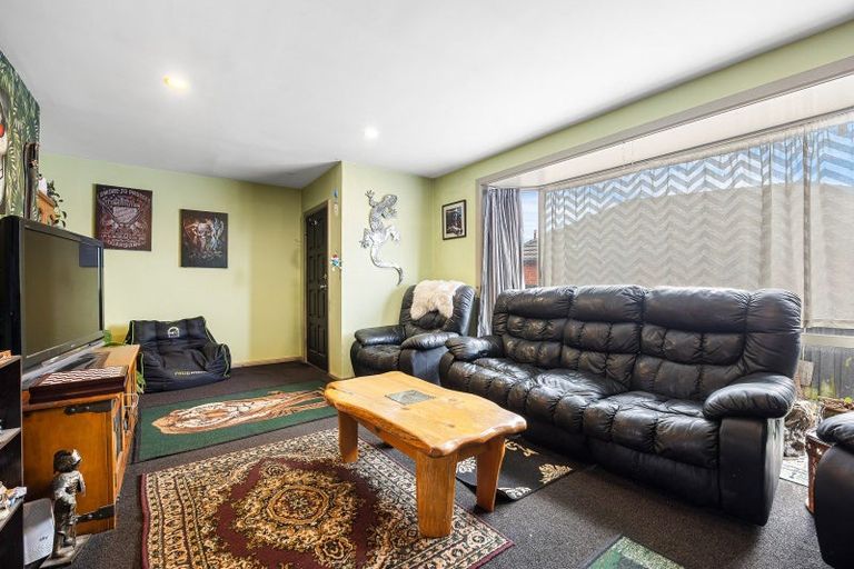 Photo of property in 121 Cuthberts Road, Aranui, Christchurch, 8061