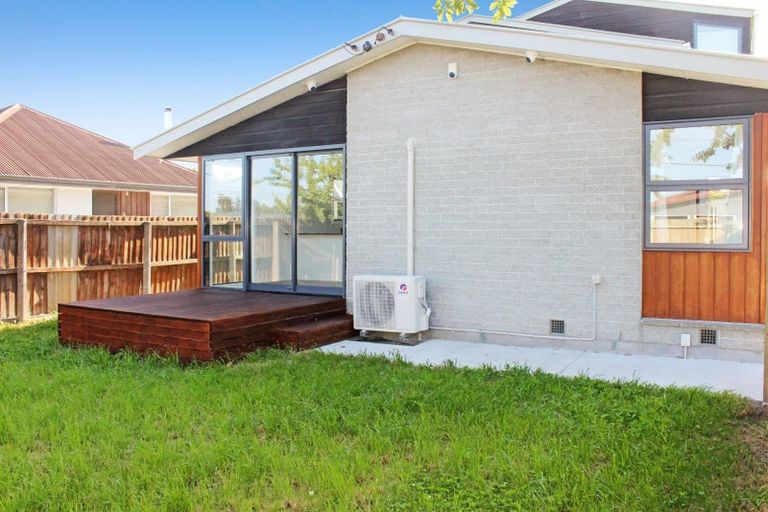 Photo of property in 111 Gayhurst Road, Dallington, Christchurch, 8061