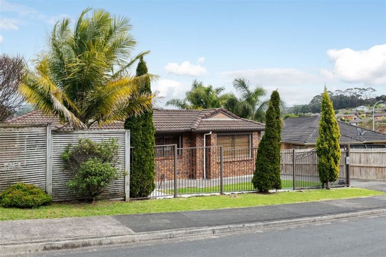 Photo of property in 3 Hornsey Avenue, Henderson, Auckland, 0612