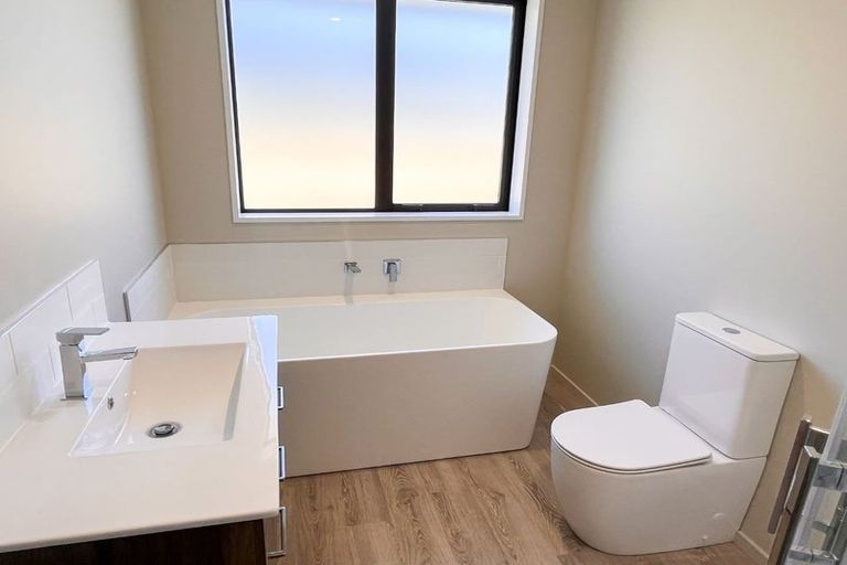 Photo of property in 17 Navarra Road, Halswell, Christchurch, 8025