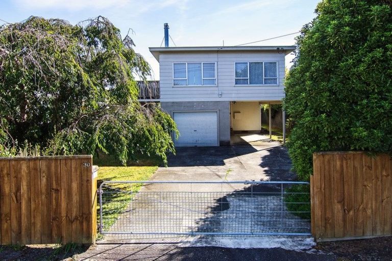 Photo of property in 30 Colville Street, Masterton, 5810