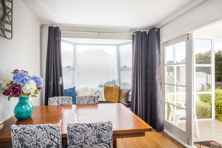 Photo of property in 99 Buick Crescent, Awapuni, Palmerston North, 4412