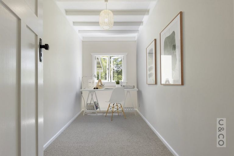 Photo of property in 74 Awaroa Road, Helensville, 0800