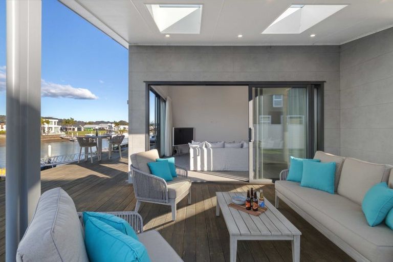 Photo of property in 17 Awatea Drive, Whitianga, 3510