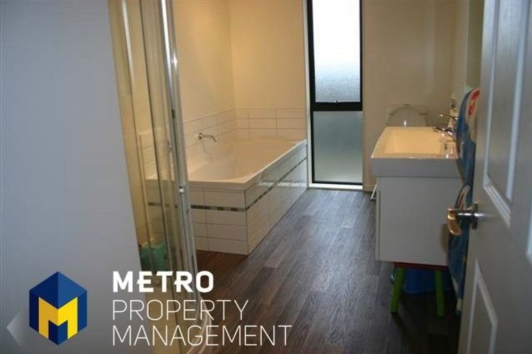 Photo of property in 18 Didham Drive, Mosgiel, 9024