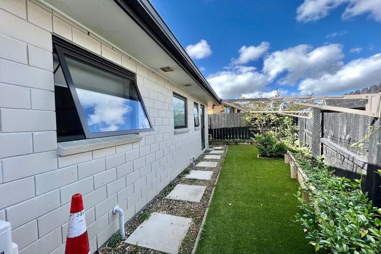 Photo of property in 46a Golfland Drive, Golflands, Auckland, 2013