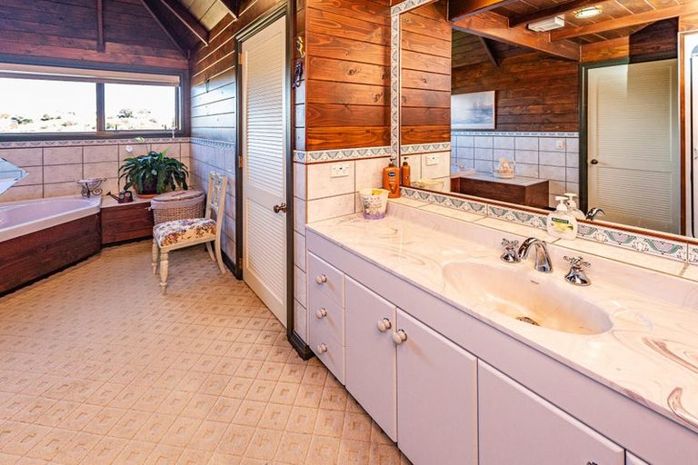 Photo of property in 22 Shakespeare Road, Bastia Hill, Whanganui, 4500