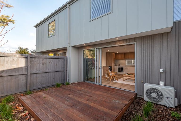 Photo of property in 4/6 Strauss Place, Somerfield, Christchurch, 8024