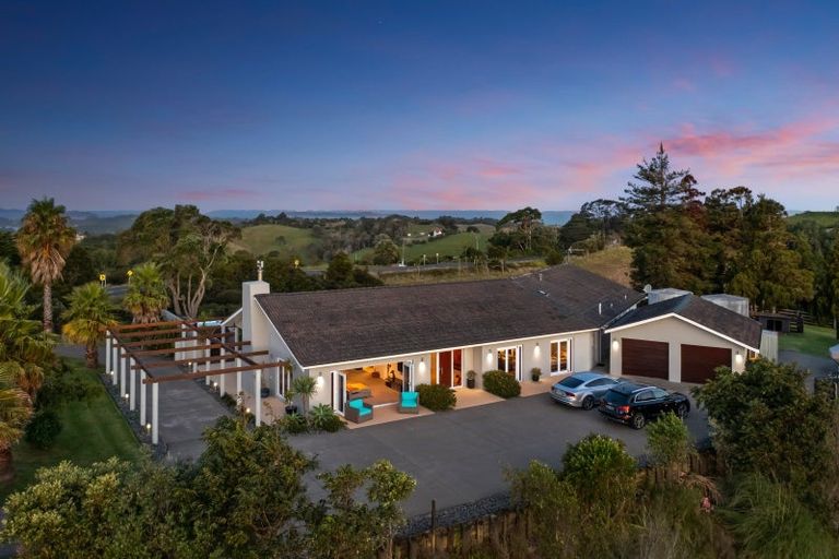Photo of property in 298 Mahurangi West Road, Puhoi, Warkworth, 0983