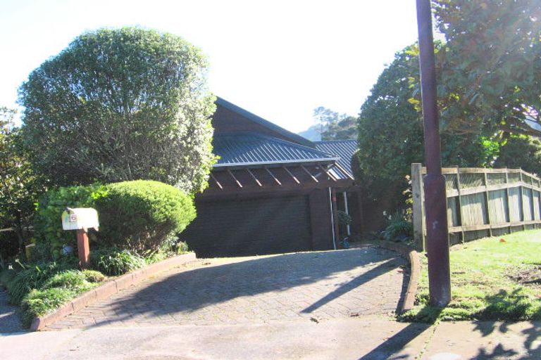Photo of property in 6 Wharepapa Place, Albany, Auckland, 0632